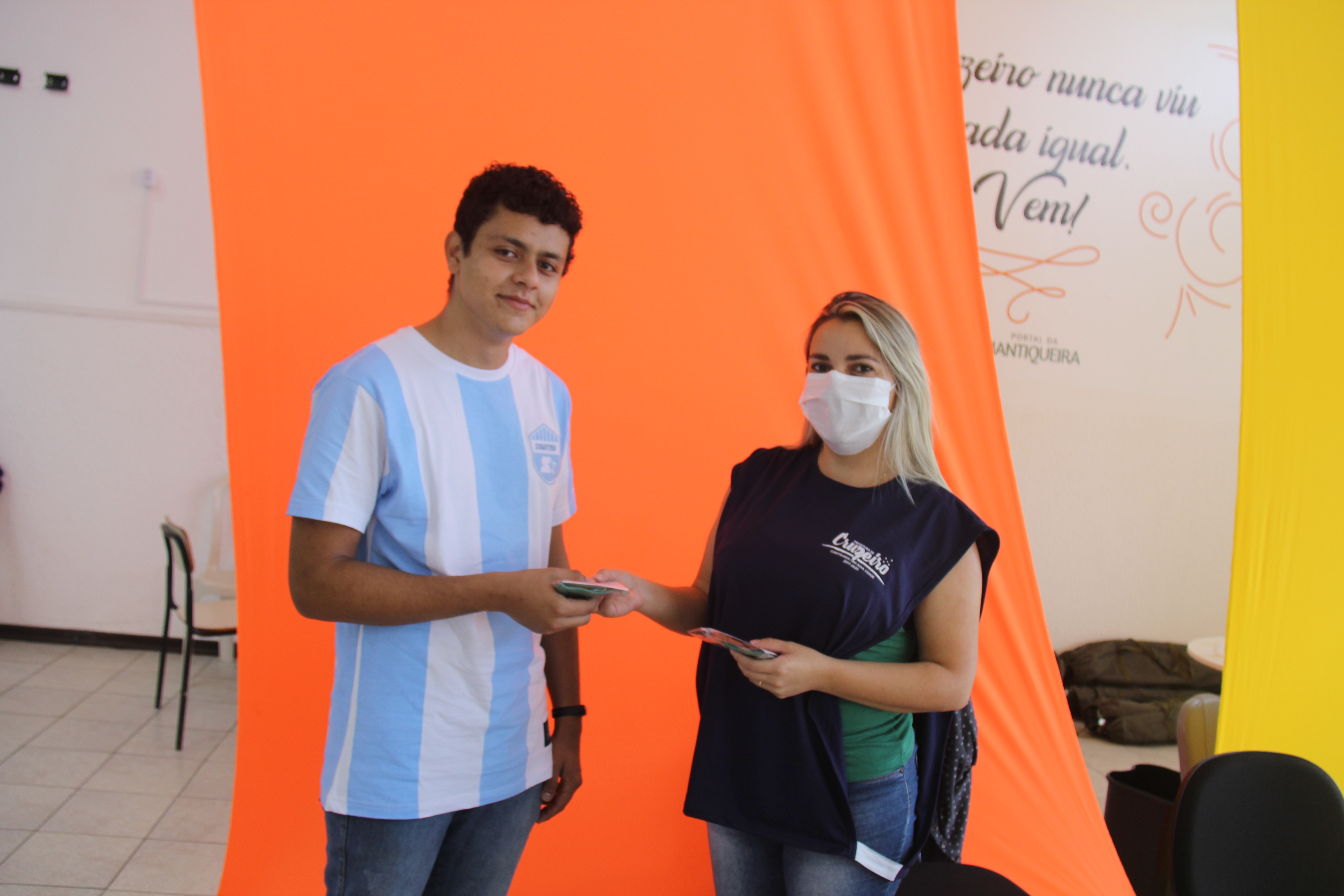 Prefeitura De Cruzeiro Faz Distribuição De Máscaras Jornal Classe Líder 